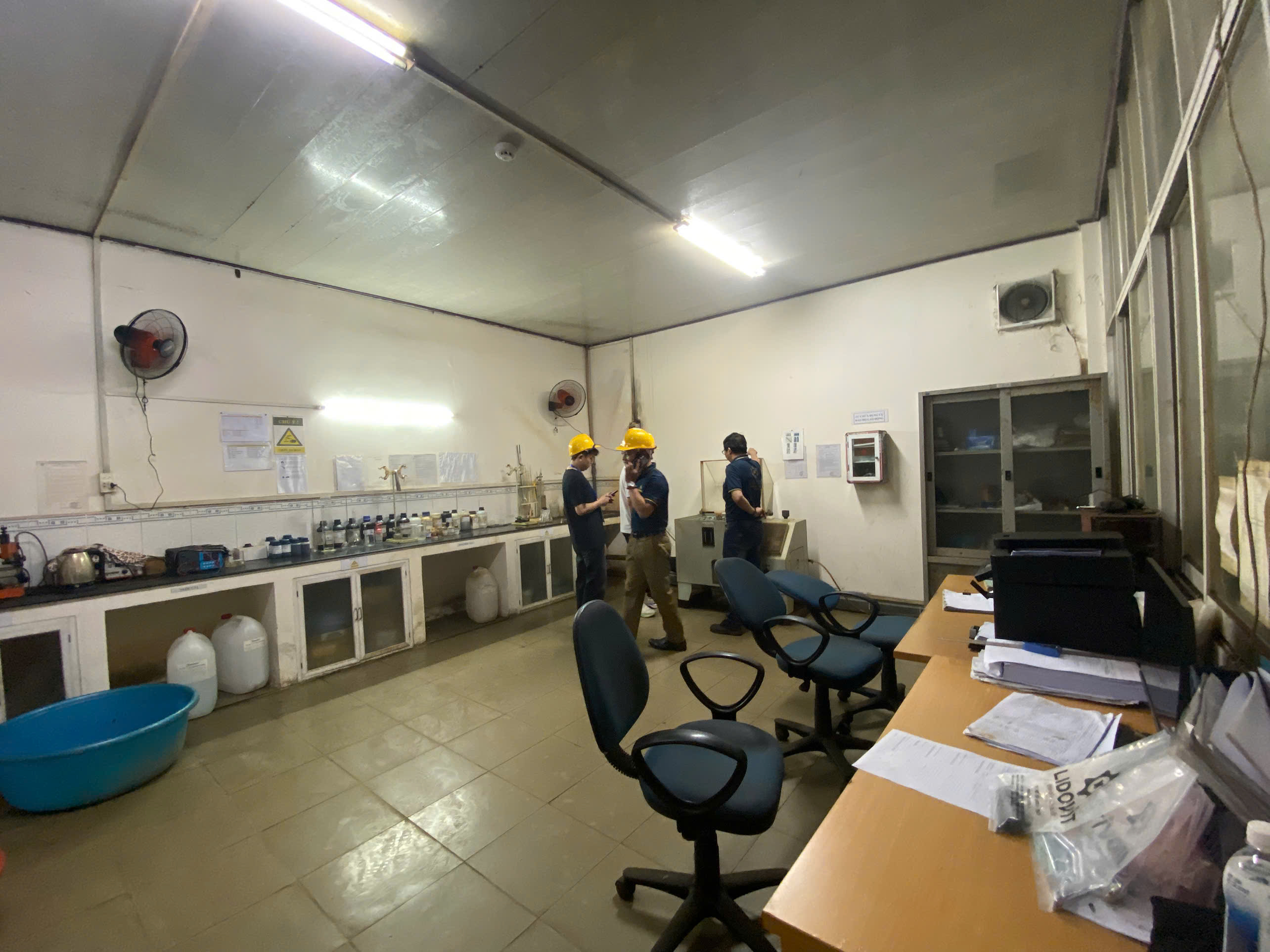 Laboratory 2.jpg